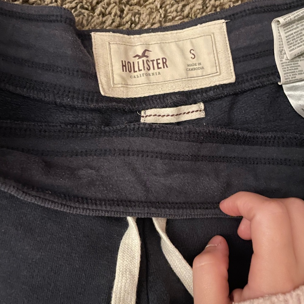 Hollister Dark Gray Capris